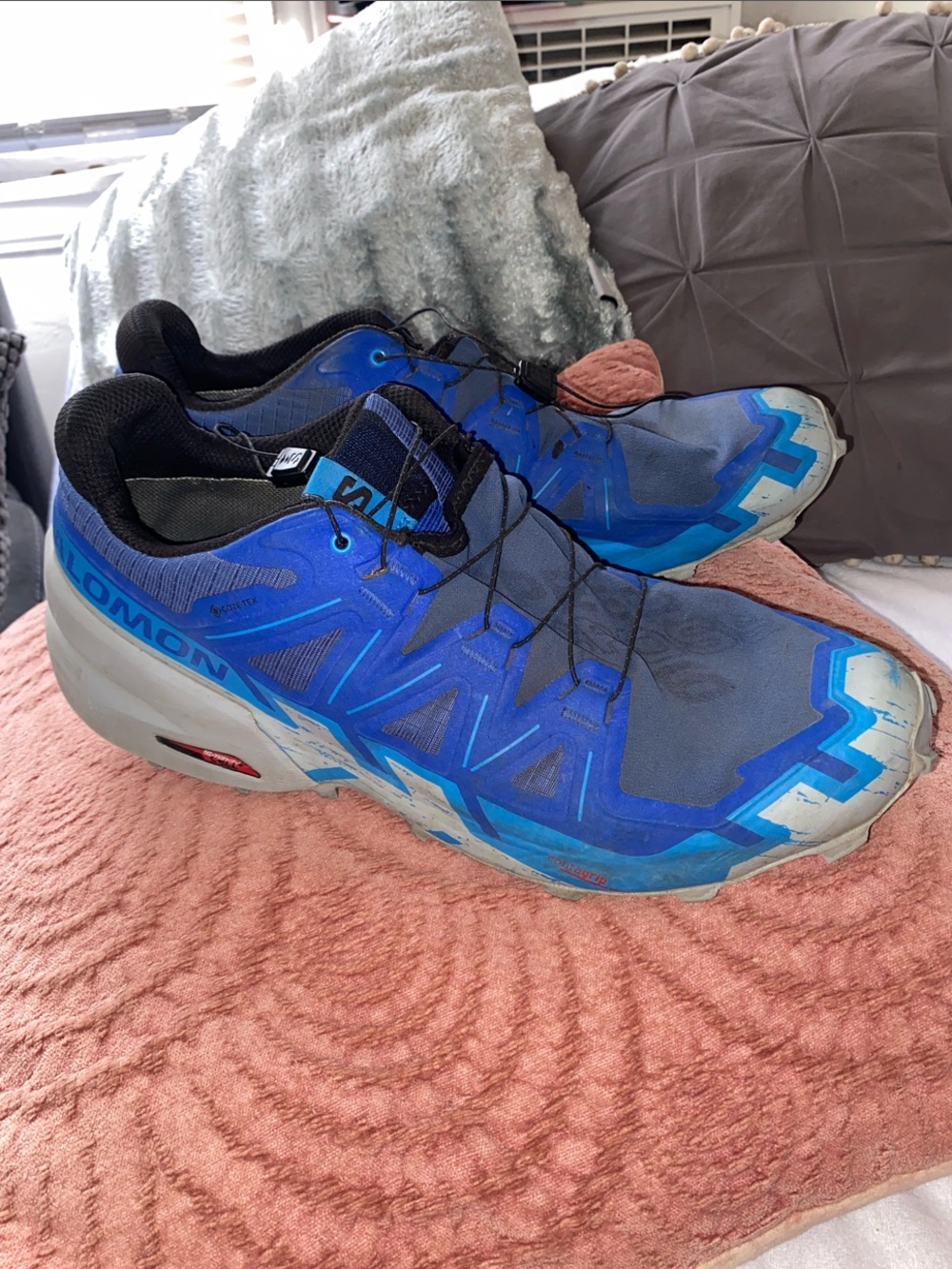Salomon Blue and Black Speed cross 6 Men's Trail Running Size 14 Shoes